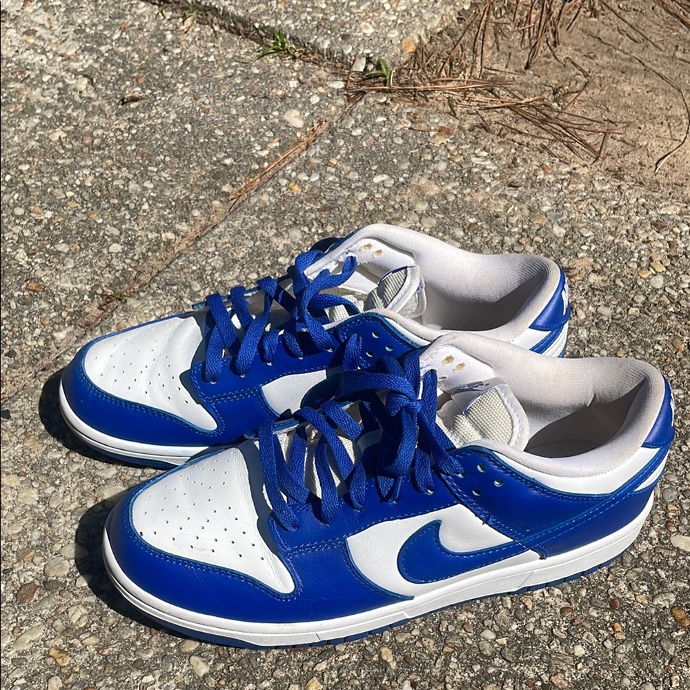 Blue and White Kentucky Dunks ‘22